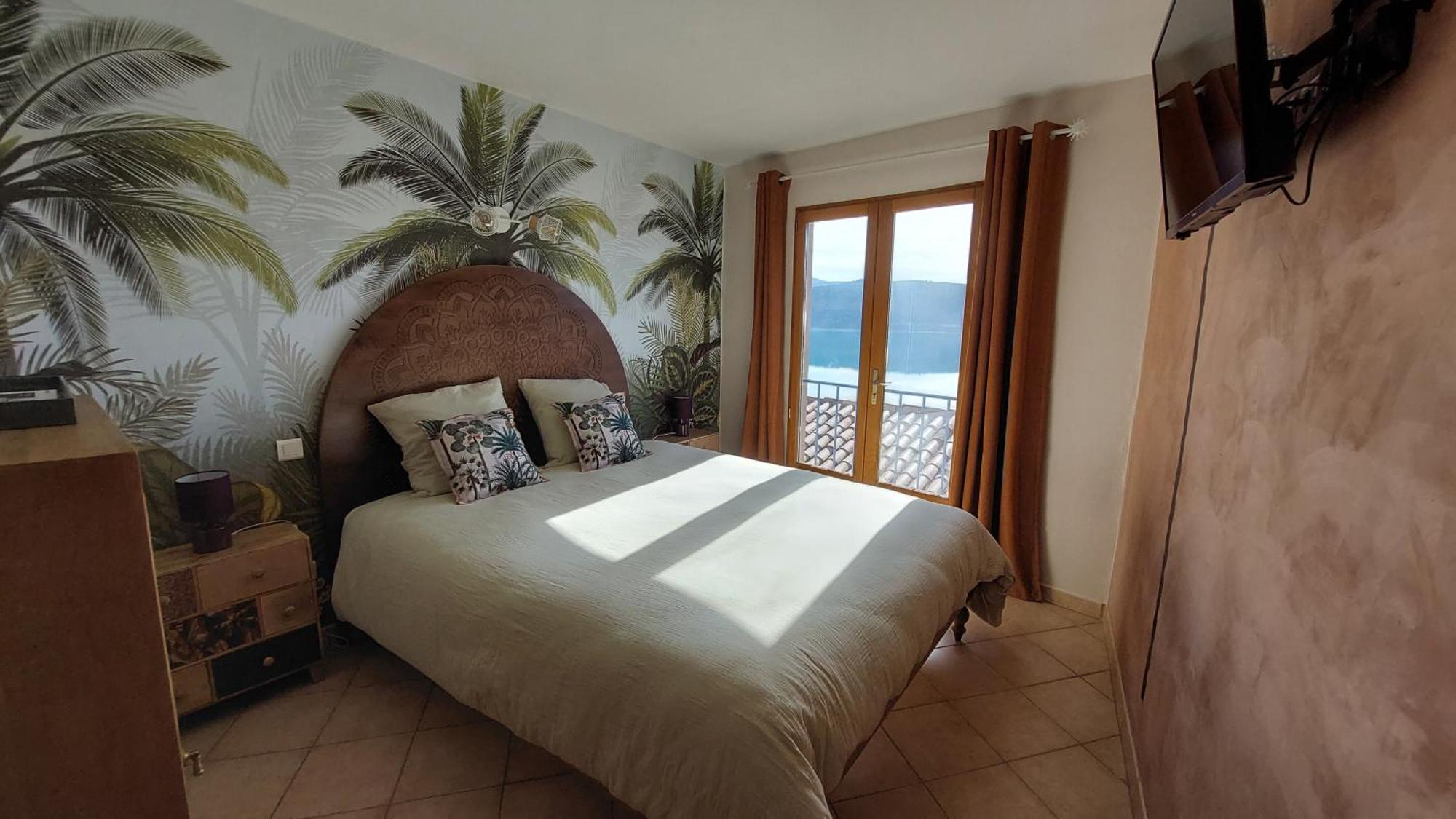 Chambres D'Hotes Les Fenieres แซ็งต์-ครัว-เดอ-แวร์ดง ภายนอก รูปภาพ