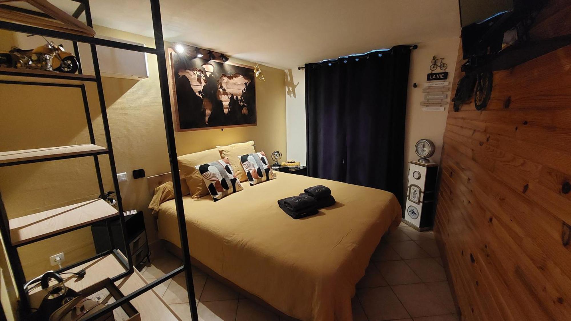 Chambres D'Hotes Les Fenieres แซ็งต์-ครัว-เดอ-แวร์ดง ภายนอก รูปภาพ