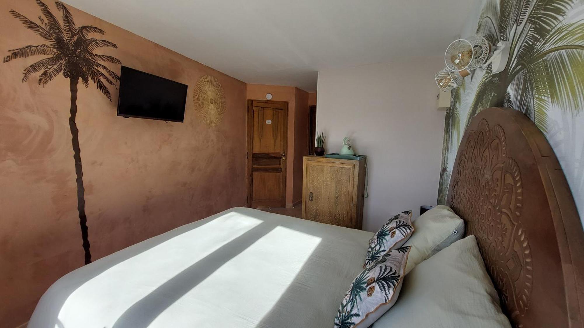 Chambres D'Hotes Les Fenieres แซ็งต์-ครัว-เดอ-แวร์ดง ภายนอก รูปภาพ